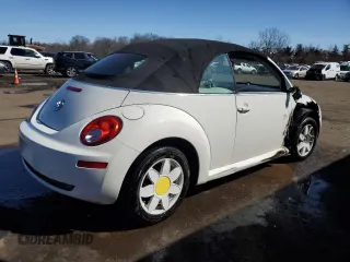 2010 Volkswagen Beetle with VIN 3VWRG3AL0AM006096, listed as a Copart auction lot 49623145 with 118,764 mi miles and Salvage Title. Bid and sale history available at DreamBid. Image 3.