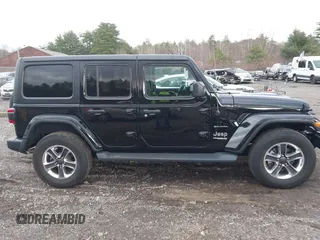 2022 Jeep Wrangler Unlimited Sahara with VIN 1C4HJXEG4NW186063, listed as a IAAI auction lot 40927600 with 22,430 mi miles and . Bid and sale history available at DreamBid. Image 13.