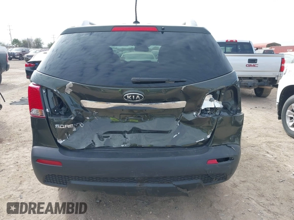 2013 Kia Sorento LX with VIN 5XYKT4A27DG317779, listed as a IAAI auction lot 41321068 with 155,648 mi miles. Bid and sale history available at carsss.com. Image 17.