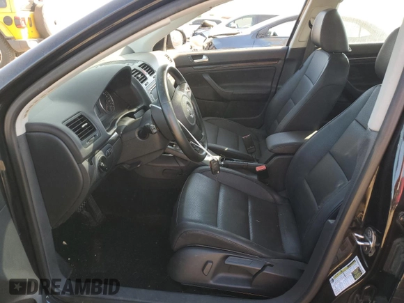 2010 Volkswagen Jetta Wolfsburg Edition with VIN 3VWRJ7AJ0AM047481, listed as a Copart auction lot 70208214 with Not provided miles and Salvage title. Bid and sale history available at DreamBid. Image 7.