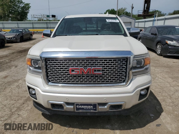 2015 GMC Sierra 1500 Denali z VIN 3GTU2WEC8FG297797, wystawiony jako Copart lot #54123795 z przebiegiem 47 538 mil mil oraz Szkoda całkowita • Salvage title. Historia ofert i sprzedaży dostępna na DreamBid. Obrazek 5.