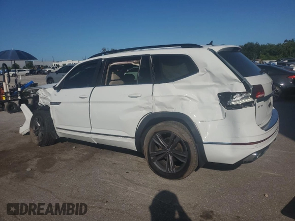 2021 Volkswagen Atlas SE with VIN 1V2MR2CA4MC585742, listed as a Copart auction lot 62234165 with 65,608 mi miles and Non repairable. Bid and sale history available at DreamBid. Image 2.
