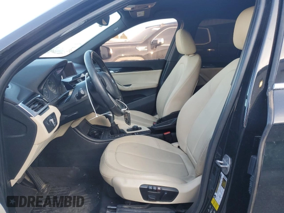 2017 BMW X1 xDrive28i with VIN WBXHT3C35H5F68752, listed as a Copart auction lot 49414675 with 114,308 mi miles and Clean Title. Bid and sale history available at carsss.com. Image 7.