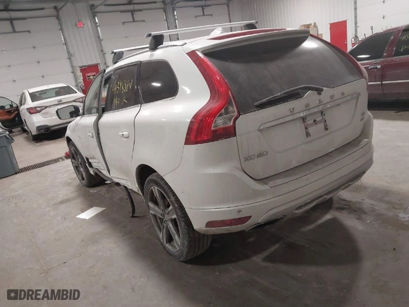 2017 Volvo XC60 Dynamic with VIN YV449MRR8H2107388, listed as a IAAI auction lot 41398884 with 81,927 mi miles. Bid and sale history available at carsss.com. Image 3.