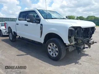 2023 Ford F-250 XL with VIN 1FT7W2BN6PEC57985, listed as a IAAI auction lot 42641246 with 30,355 mi miles and . Bid and sale history available at DreamBid. Image 1.
