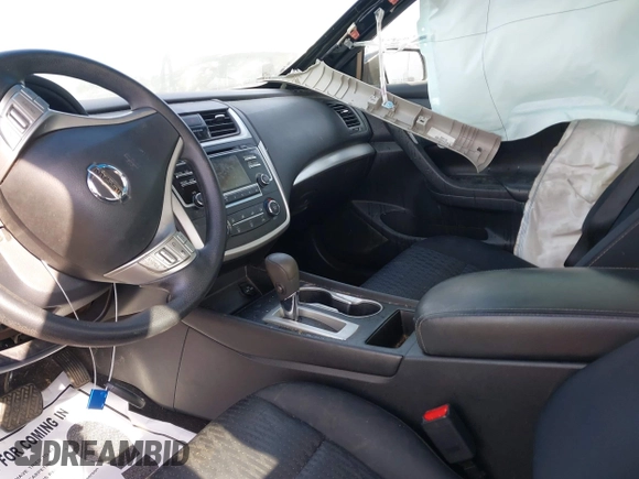 2017 Nissan Altima 2.5 SV with VIN 1N4AL3AP7HC142659, listed as a IAAI auction lot 41922160 with 133,404 mi miles. Bid and sale history available at carsss.com. Image 5.