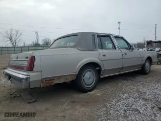 1989 Lincoln Town Car with VIN 1LNBM81F5KY790569, listed as a Copart auction lot 86815844 with 28,022 mi miles and Clean Title. Bid and sale history available at carsss.com. Image 3.