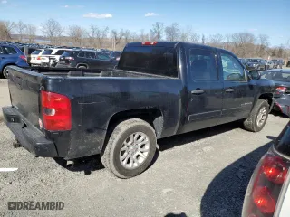 2007 Chevrolet Silverado 1500 LTZ with VIN 2GCEC13J871665279, listed as a Copart auction lot 52497015 with 255,337 mi miles and Clean Title. Bid and sale history available at carsss.com. Image 3.