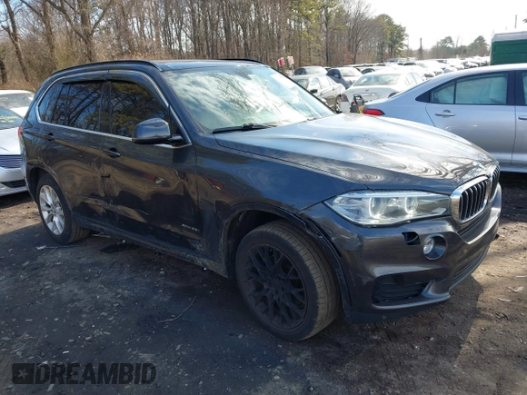 2014 BMW X5 xDrive35i with VIN 5UXKR0C55E0K47655, listed as a IAAI auction lot 41643776 with 154,380 mi miles. Bid and sale history available at carsss.com. Image 1.
