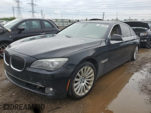 2010 BMW 7 Series 750Li z VIN WBAKB8C57ACY63934, wystawiony jako Copart lot #58851285 z przebiegiem Nie podano mil oraz Czysty tytuł • Clean title. Historia ofert i sprzedaży dostępna na DreamBid. Obrazek 1.