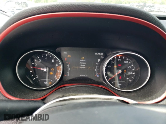 2019 Jeep Compass Trailhawk z VIN 3C4NJDDB3KT704317, wystawiony jako Copart lot #57116635 z przebiegiem 43 323 mil mil oraz Szkoda całkowita • Salvage title. Historia ofert i sprzedaży dostępna na DreamBid. Obrazek 9.