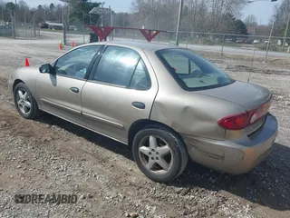 2004 Chevrolet Cavalier LS z VIN 1G1JF52F447284949, wystawiony jako IAAI lot #41753830 z przebiegiem 202 998 mil mil oraz . Historia ofert i sprzedaży dostępna na DreamBid. Obrazek 3.