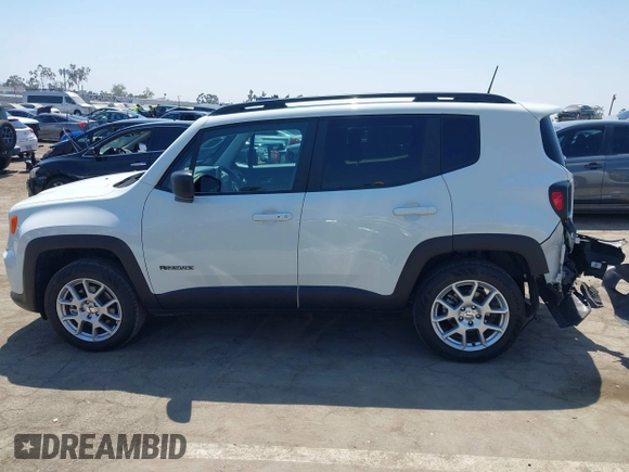 2022 Jeep Renegade Latitude with VIN ZACNJDB14NPN69500, listed as a IAAI auction lot 42478288 with 30,747 mi miles and . Bid and sale history available at DreamBid. Image 15.