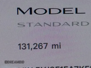 2019 Tesla Model 3 Mid Range z VIN 5YJ3E1EA7KF299755, wystawiony jako IAAI lot #42354352 z przebiegiem Nie podano mil oraz . Historia ofert i sprzedaży dostępna na DreamBid. Obrazek 10.