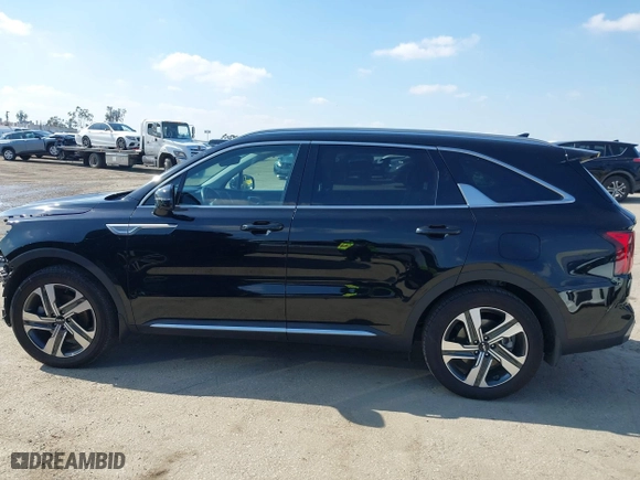 2023 Kia Sorento Hybrid EX with VIN KNDRHDLG4P5193721, listed as a IAAI auction lot 41545430 with 58,887 mi miles. Bid and sale history available at carsss.com. Image 15.