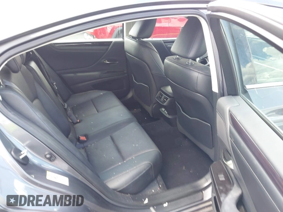 2019 Lexus ES 350 with VIN 58ABZ1B19KU032438, listed as a IAAI auction lot 42583482 with 18,474 mi miles and . Bid and sale history available at DreamBid. Image 8.