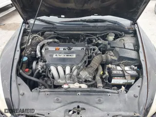 2007 Honda Accord Cpe LX with VIN 1HGCM72357A010076, listed as a IAAI auction lot 41890103 with 224,214 mi miles. Bid and sale history available at carsss.com. Image 10.