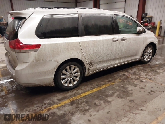 2011 Toyota Sienna XLE with VIN 5TDDK3DC0BS005250, listed as a IAAI auction lot 41526861 with 145,466 mi miles. Bid and sale history available at carsss.com. Image 13.