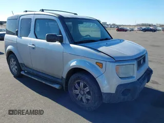 2006 Honda Element EX-P with VIN 5J6YH18736L005875, listed as a IAAI auction lot 41486249 with 184,519 mi miles. Bid and sale history available at carsss.com. Image 1.