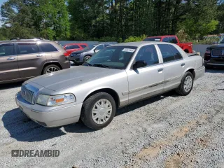 2006 Mercury Grand Marquis GS z VIN 2MEFM74V46X646745, wystawiony jako Copart lot #52541545 z przebiegiem 183 662 mil mil oraz Nie do naprawy • Non repairable. Historia ofert i sprzedaży dostępna na DreamBid. Obrazek 1.