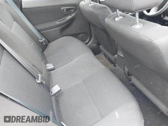 2005 Subaru Impreza Sedan (Natl) RS with VIN JF1GD67595H521949, listed as a IAAI auction lot 42114646 with 209,177 mi miles. Bid and sale history available at carsss.com. Image 8.
