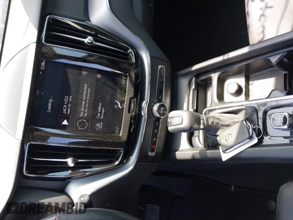 2020 Volvo XC60 Momentum z VIN YV4102DK8L1429104, wystawiony jako IAAI lot #42432652 z przebiegiem 35 429 mil mil oraz . Historia ofert i sprzedaży dostępna na DreamBid. Obrazek 11.