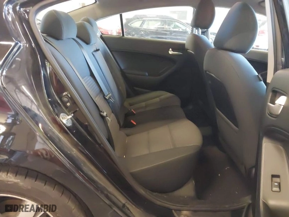 2018 Kia Forte LX with VIN 3KPFL4A71JE261201, listed as a IAAI auction lot 41658320 with 146,872 mi miles. Bid and sale history available at carsss.com. Image 8.