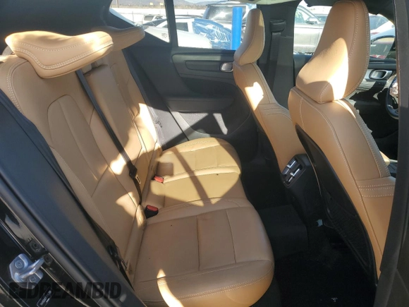 2019 Volvo XC40 Momentum с VIN YV4162UK5K2147350, выставлен на аукционе Copart как лот 48823265 с пробегом 61 029 миль миль и Списание • Salvage title. История ставок и продаж доступна на DreamBid. Изображение 12.