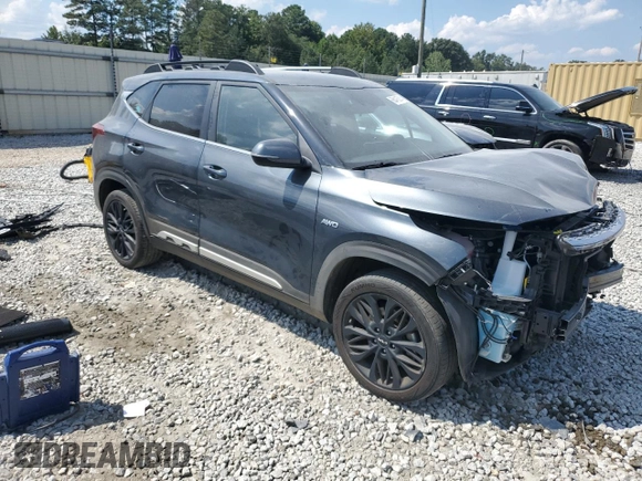 2023 Kia Seltos Nightfall with VIN KNDEUCA25P7414307, listed as a Copart auction lot 68416214 with 29,055 mi miles and Salvage Title. Bid and sale history available at DreamBid. Image 4.