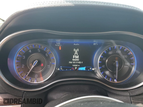 2017 Chrysler 300 Limited z VIN 2C3CCAAG7HH662028, wystawiony jako Copart lot #54516445 z przebiegiem 120 282 mil mil oraz Szkoda całkowita • Salvage title. Historia ofert i sprzedaży dostępna na DreamBid. Obrazek 9.