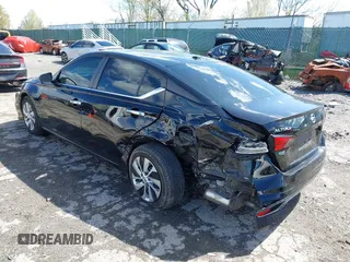 2020 Nissan Altima 2.5 S with VIN 1N4BL4BV1LC142009, listed as a IAAI auction lot 41989916 with Not Provided miles and . Bid and sale history available at carsss.com. Image 3.