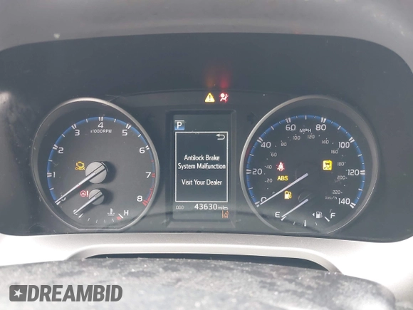 2018 Toyota RAV4 LE with VIN JTMZFREV8JJ729812, listed as a IAAI auction lot 41755640 with 43,630 mi miles. Bid and sale history available at carsss.com. Image 7.