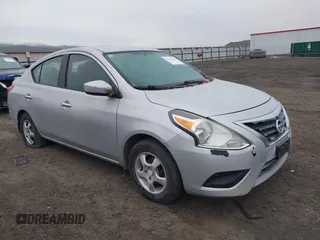 2015 Nissan Versa SV with VIN 3N1CN7AP7FL856946, listed as a IAAI auction lot 41322194 with 117,774 mi miles. Bid and sale history available at carsss.com. Image 1.