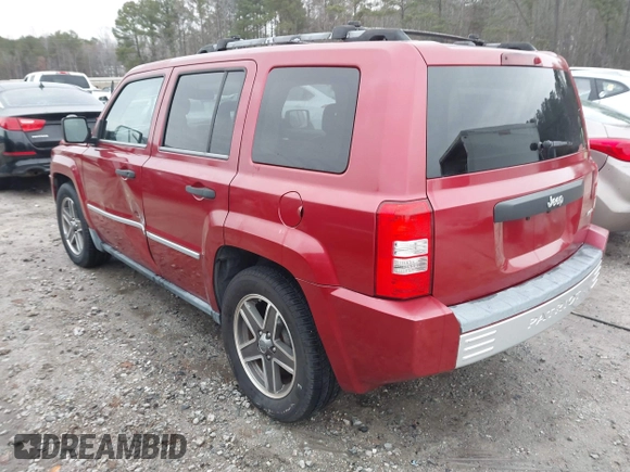 2009 Jeep Patriot z VIN 1J8FT48B39D184279, wystawiony jako IAAI lot #41580351 z przebiegiem 205 118 mil mil oraz . Historia ofert i sprzedaży dostępna na DreamBid. Obrazek 3.