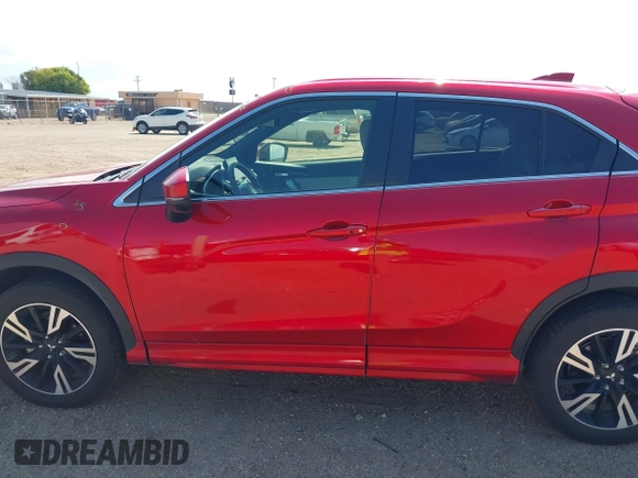 2024 Mitsubishi Eclipse Cross SE with VIN JA4ATWAA4RZ072330, listed as a IAAI auction lot 42702965 with 18,846 mi miles and . Bid and sale history available at DreamBid. Image 14.