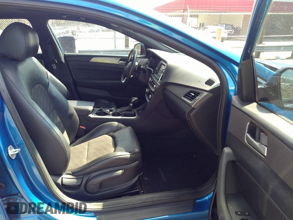 2018 Hyundai Sonata Sport with VIN 5NPE34AF4JH701183, listed as a IAAI auction lot 41901813 with 99,132 mi miles and . Bid and sale history available at carsss.com. Image 5.