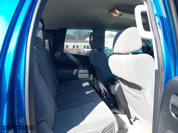 2010 Toyota Tundra 4WD Truck with VIN 5TFUW5F11AX143609, listed as a IAAI auction lot 41498326 with 140,716 mi miles. Bid and sale history available at carsss.com. Image 8.