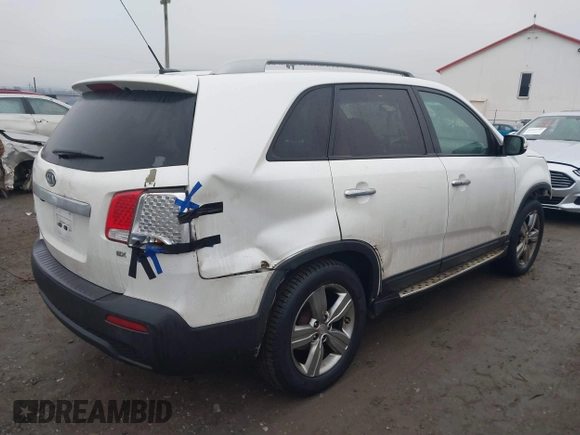 2012 Kia Sorento EX with VIN 5XYKUCA69CG230619, listed as a IAAI auction lot 41453956 with 161,778 mi miles. Bid and sale history available at carsss.com. Image 4.