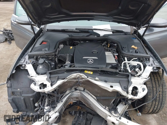 2018 Mercedes-Benz E 300 with VIN WDDZF4JB2JA342094, listed as a IAAI auction lot 41556822 with 71,630 mi miles and . Bid and sale history available at DreamBid. Image 10.