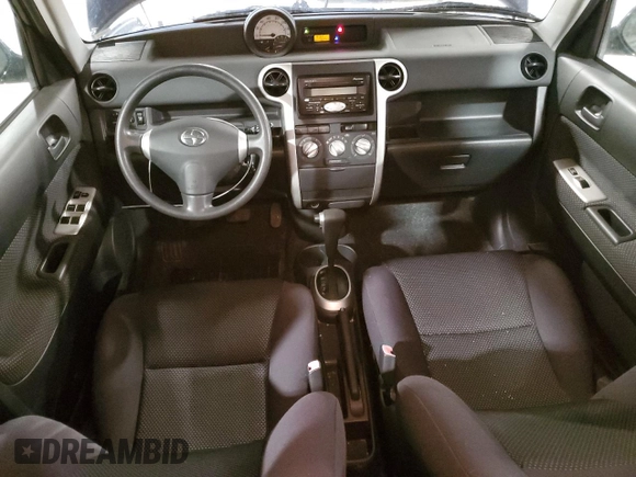 2005 Scion xB z VIN JTLKT324350199977, wystawiony jako Copart lot #54623675 z przebiegiem 50 747 mil mil oraz Szkody całkowita. Historia ofert i sprzedaży dostępna na DreamBid. Obrazek 8.