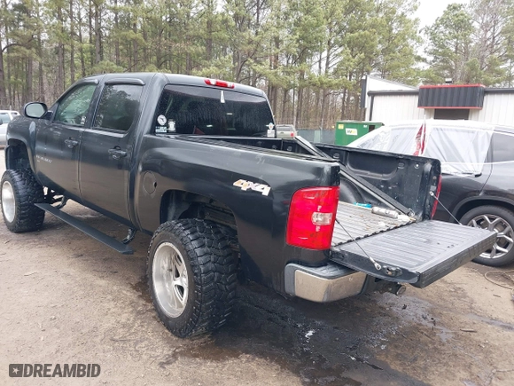 2009 Chevrolet Silverado 1500 LTZ with VIN 3GCEK33309G212297, listed as a IAAI auction lot 41716572 with 158,451 mi miles. Bid and sale history available at carsss.com. Image 3.