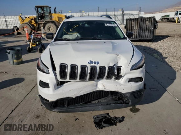 2016 Jeep Cherokee Altitude with VIN 1C4PJMAS0GW215128, listed as a Copart auction lot 83919964 with 134,891 mi miles and Salvage title. Bid and sale history available at DreamBid. Image 5.