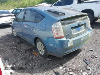 2006 Toyota Prius with VIN JTDKB20U067068249, listed as a IAAI auction lot 42203925 with 214,074 mi miles. Bid and sale history available at carsss.com. Image 3.