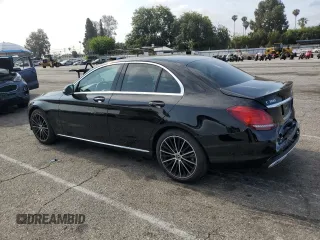 2019 Mercedes-Benz C 300 z VIN 55SWF8DB0KU317895, wystawiony jako Copart lot #59327855 z przebiegiem 47 455 mil mil oraz Szkoda całkowita • Salvage title. Historia ofert i sprzedaży dostępna na DreamBid. Obrazek 2.