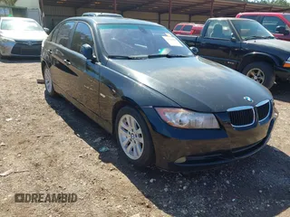 2006 BMW 3 Series 325i with VIN WBAVB17576NK31929, listed as a IAAI auction lot 41746895 with 1 mi miles. Bid and sale history available at carsss.com. Image 1.