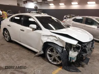 2012 Nissan Maxima S z VIN 1N4AA5AP3CC852183, wystawiony jako IAAI lot #42263656 z przebiegiem 159 370 mil mil oraz . Historia ofert i sprzedaży dostępna na DreamBid. Obrazek 1.