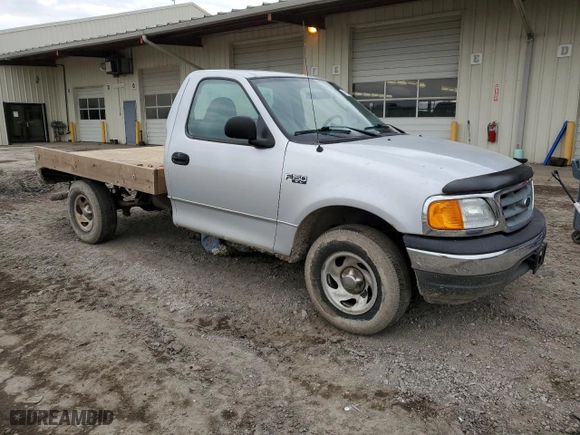 2004 Ford F-150 Heritage XL with VIN 2FTRF18274CA75519, listed as a Copart auction lot 47450395 with NaN miles and Salvage Title. Bid and sale history available at carsss.com. Image 4.
