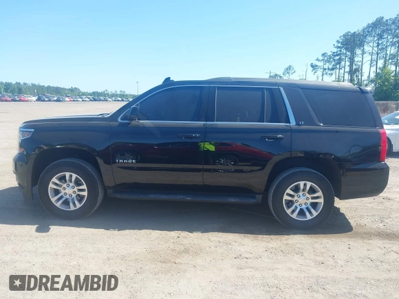 2017 Chevrolet Tahoe LT z VIN 1GNSCBKC8HR304002, wystawiony jako IAAI lot #42161530 z przebiegiem 133 891 mil mil oraz . Historia ofert i sprzedaży dostępna na DreamBid. Obrazek 14.