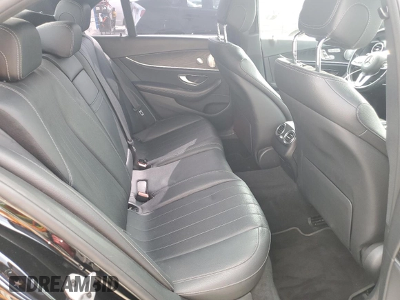 2019 Mercedes-Benz E 300 with VIN WDDZF4JB9KA517202, listed as a Copart auction lot 54513665 with 88,919 mi miles and Salvage title. Bid and sale history available at DreamBid. Image 10.