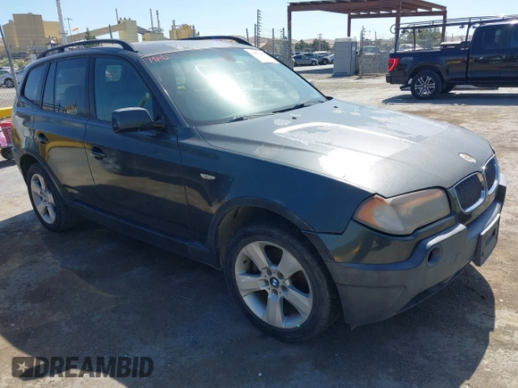2005 BMW X3 3.0i z VIN WBXPA93425WD13768, wystawiony jako IAAI lot #42463088 z przebiegiem 142 877 mil mil oraz . Historia ofert i sprzedaży dostępna na DreamBid. Obrazek 1.